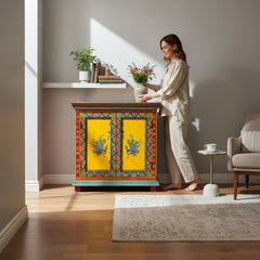 Hand-Painted Mango Wood Indian Bedside Cabinet For Bedroom Storage
